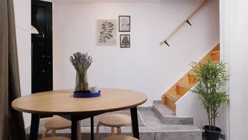 Apartment | Living area