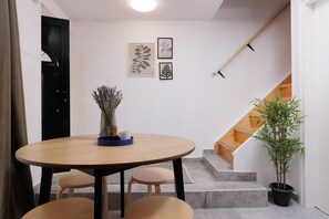 Apartment | Living area