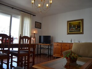 Fernseher