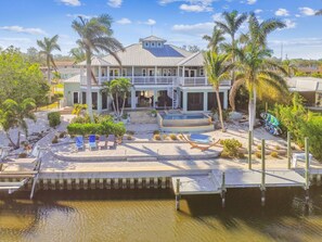 Exterior - Dolphin Cove - Waterfront Family Oasis Near Siesta Key Beach - Pool Home 2.7mi to Beach (Sarasota)