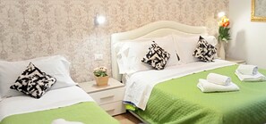 Luxury Triple Room - Termini Luxury home (Rome)