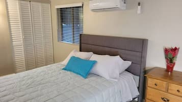 2 bedrooms, desk, free WiFi, bed sheets