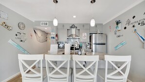 Panoramic Apartment, Fireplace, Bay View | Private kitchen | Coffee/tea maker, full-size fridge, microwave, oven - Seaside Luxury Oasis with balcony (Tampa)