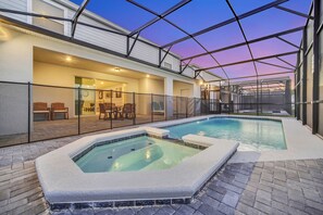 Innenpool, Außenpool