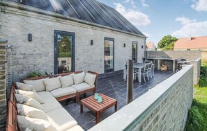 Outdoor dining - Beautiful home in Samsø with WiFi (Samsø)