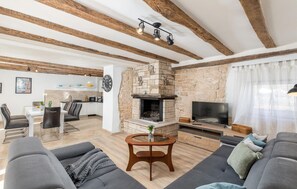TV connectée, cheminée