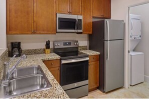Private kitchen - 1 bedroom premium villa for rent, near Disney World Orlando (Orlando)