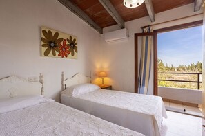 5 sovrum, strykjärn/strykbräda, gratis wi-fi och sängkläder