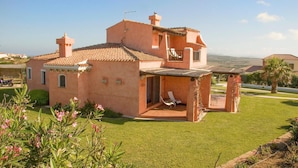 Exterior - Cozy apartment in Punta su Turrione (Punta su Turrione)