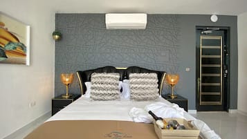 1 bedroom, free WiFi, bed sheets
