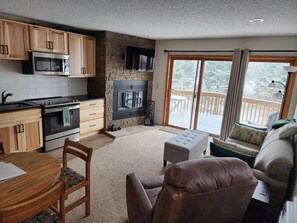 スマートテレビ、暖炉