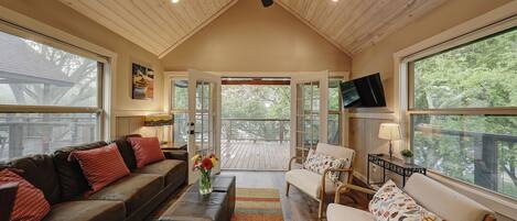 تلفزيون ذكي، كُتُب