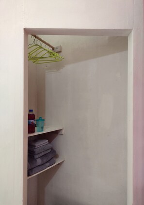 Interior - Lovely studio unit in Mineral Heights Near May Pen (Clarendon)