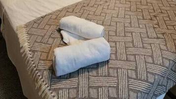 Apartemen Keluarga | 2 kamar tidur dan didekorasi berbeda-beda