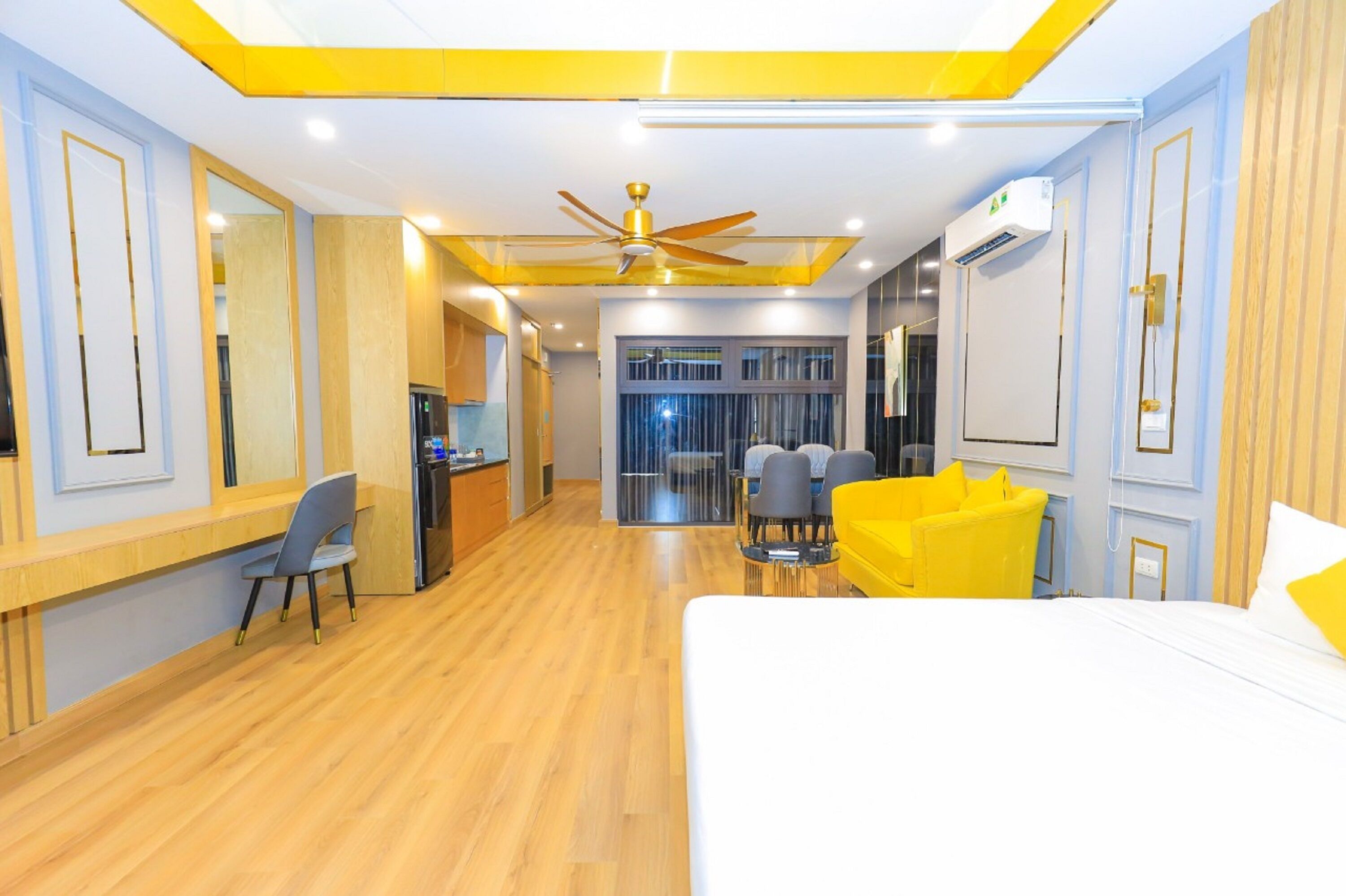 Panoramic Apartment, 2 Bedrooms, Balcony, Sea Facing | Egyptian cotton sheets, premium bedding, memory foam beds