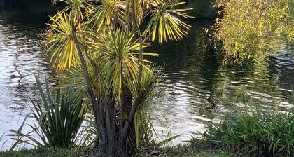 Riverside Paradise with beautiful view of river and tidal inlet
