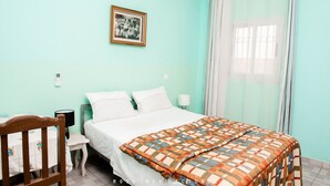 Unclassified image, 2 of 19, button - Odza, modern apartment, 3 bedrooms, private parking (Yaoundé)