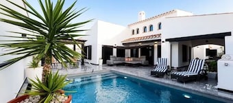 Villa del Alemán with swimming pool