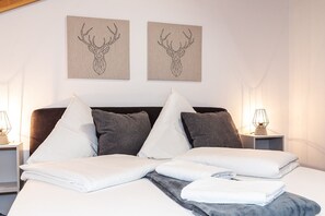 2 bedrooms, bed sheets