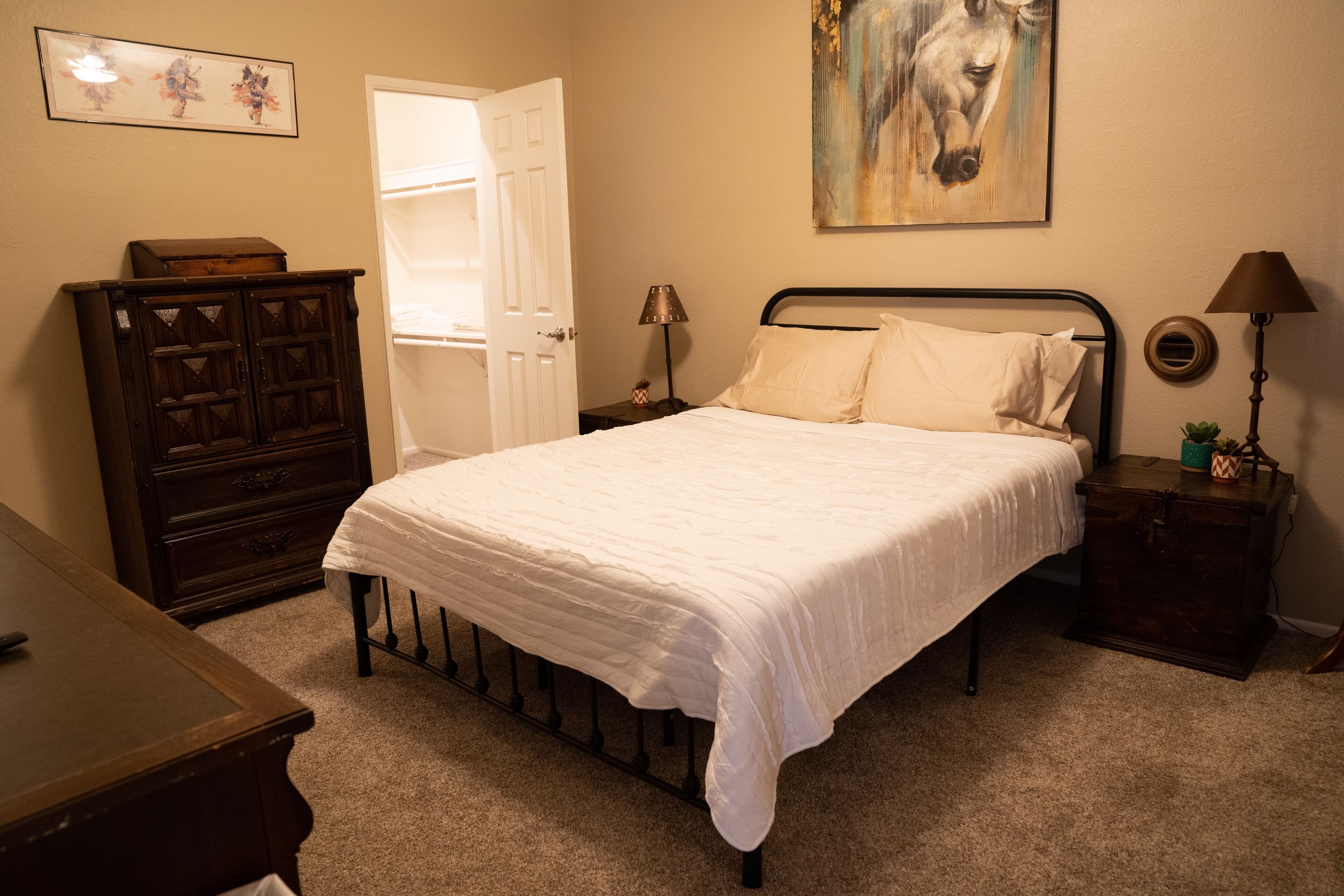 1 chambre, bureau, Wi-Fi, draps fournis