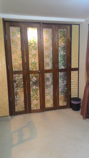 Interior - Private' - Fenced', 200 mt from Lamai Beach South (Koh samui)