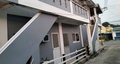 Unit#2 5 min.walk to Hundred Islands Park/Boat area