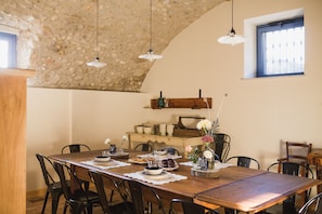 Free daily continental breakfast  - Corte Mira (Lonato del Garda)
