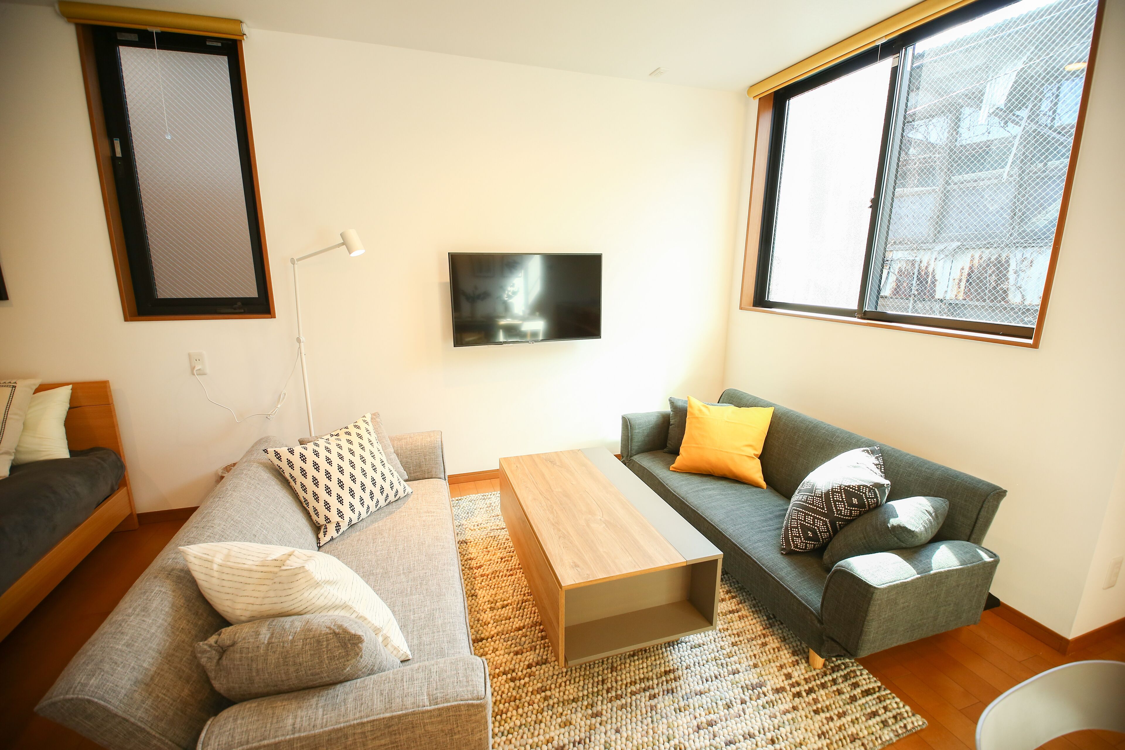 Deluxe Twin Room | Iron/ironing board, free WiFi