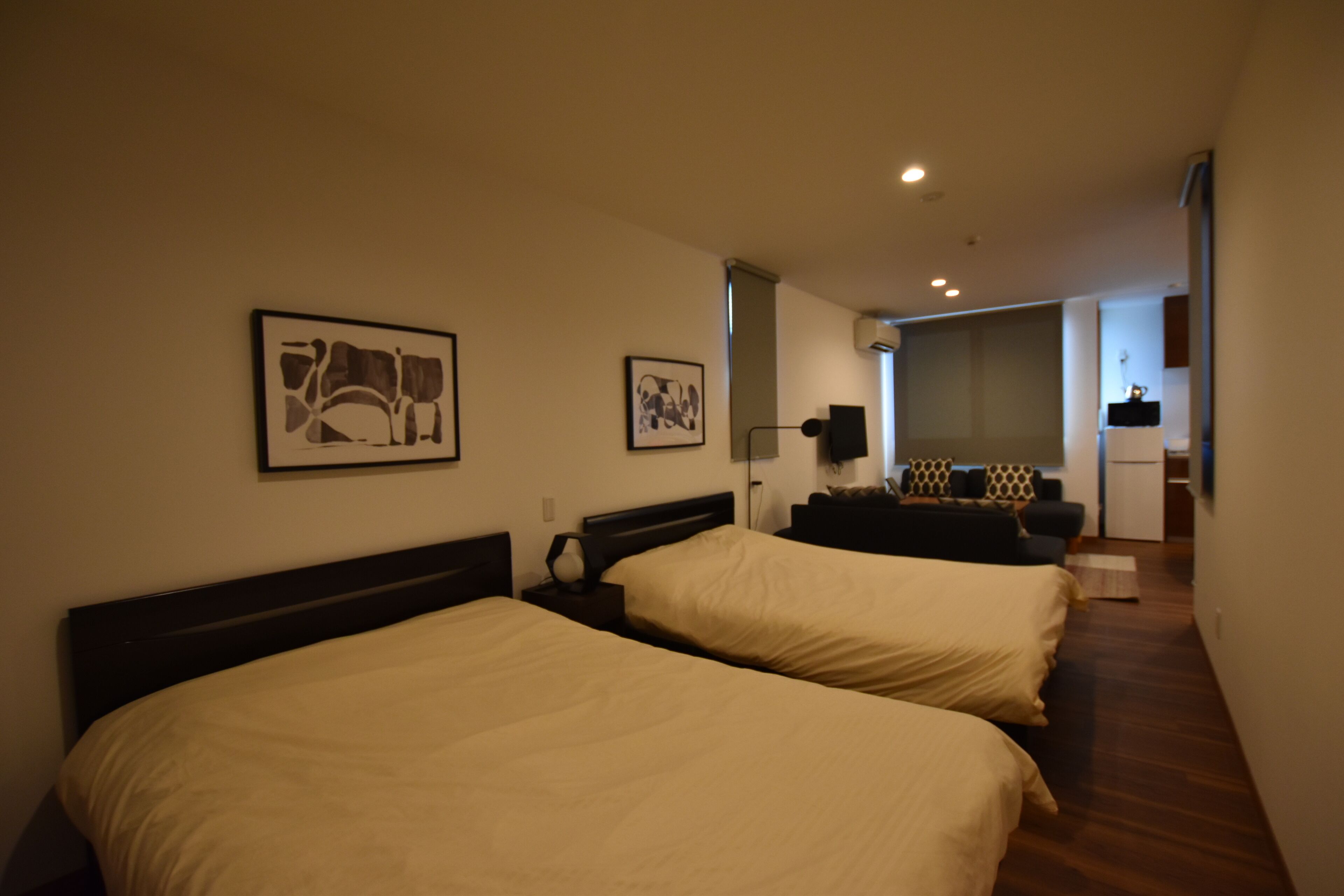 Tabla de planchar con plancha y wifi gratis 