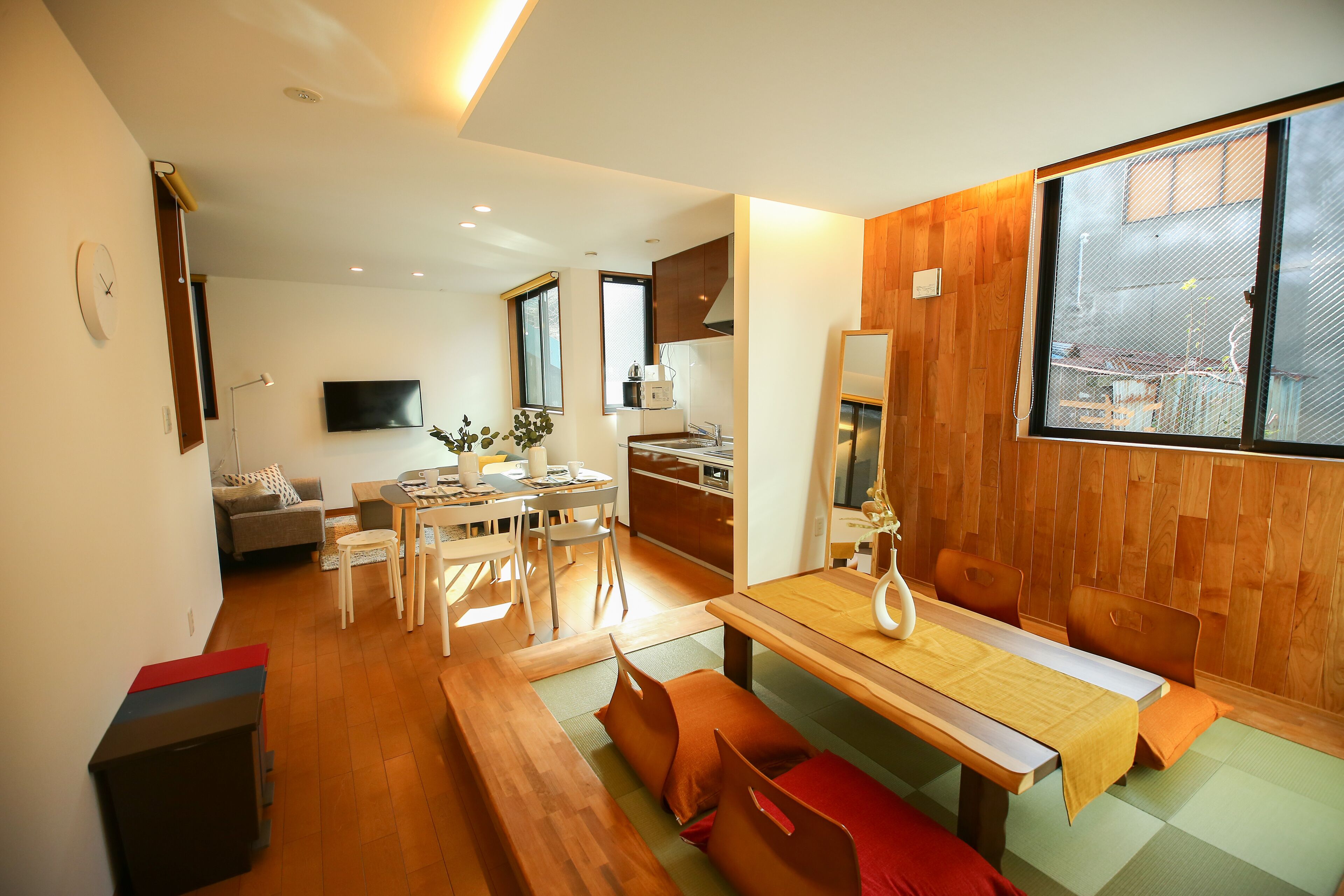 华丽双床房 | 熨斗/熨衣板、免费 WiFi