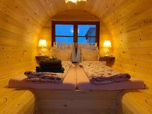 4 bedrooms, desk, iron/ironing board, travel crib - Summer vacation in a modern, idyllic residential oasis, near Europapark (Mahlberg)