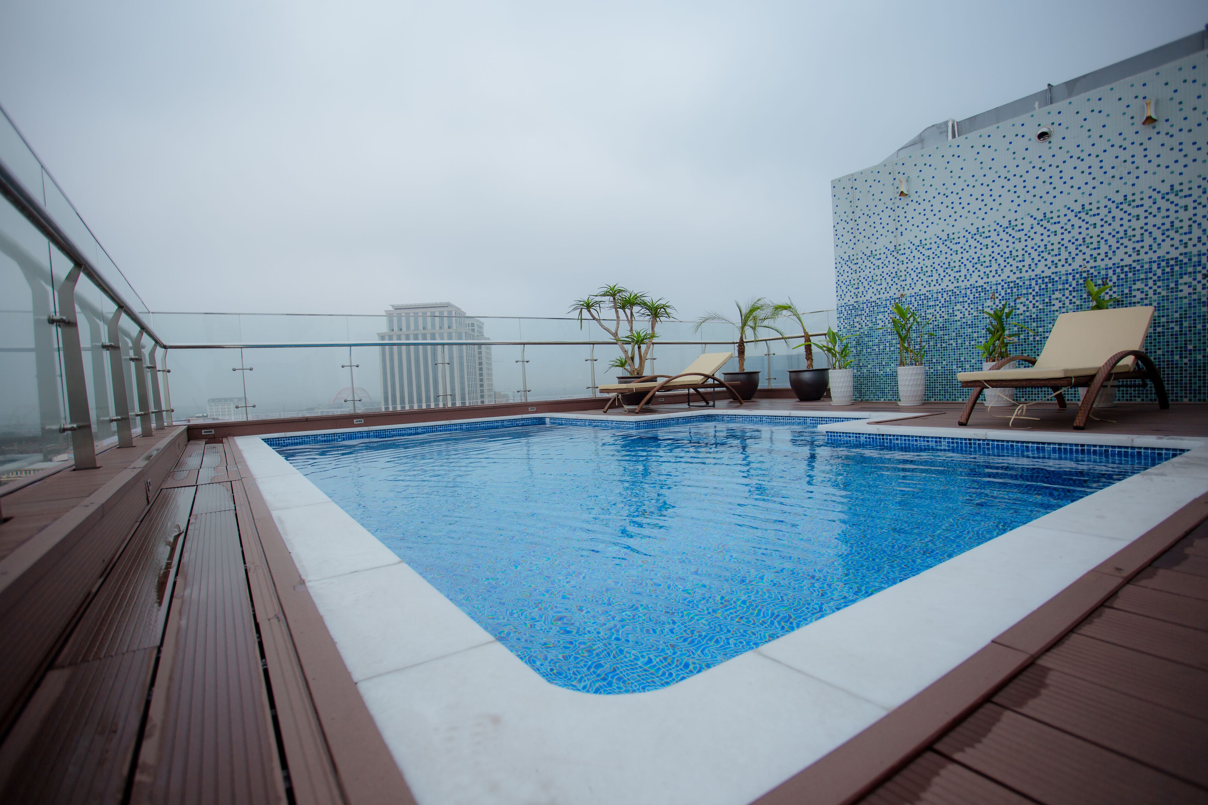 Rooftop pool