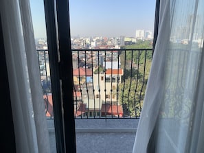 1 habitación, minibar, caja de seguridad en la habitación y escritorio