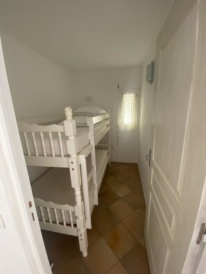 2 bedrooms, travel crib, WiFi, bed sheets