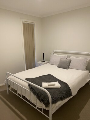 3 bedrooms, in-room safe, iron/ironing board, free WiFi