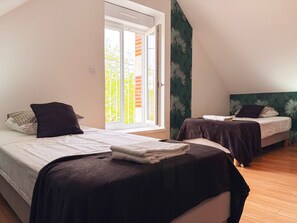 Room - Charming Cottage Near Beauval Zoo & Loire Castles - Private Courtyard & Bike Access (La Vernelle)