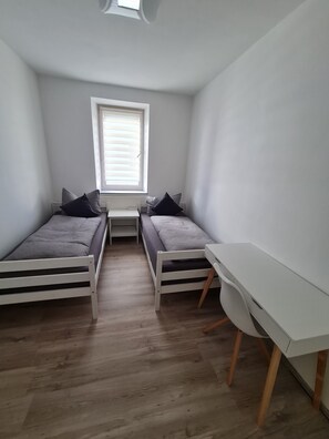 3 bedrooms, desk, travel crib, free WiFi