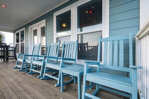 Terrace/patio - SALE~"50 Sea Turtle"~Dog Friendly~Gulf Views~Gated Gulf Front SD~Beach Gear (Santa Rosa Beach)