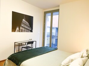 1 camera, una scrivania, culla da viaggio, Wi-Fi