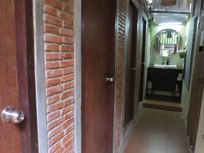 基本共用宿舍 | 浴室 | 免費盥洗用品、吹風機、毛巾