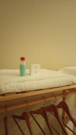 Single Room | Free WiFi