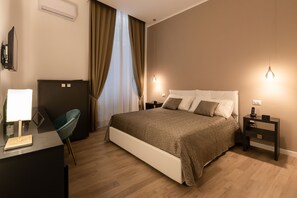 Superior Room | Premium bedding, down comforters, in-room safe, individually furnished