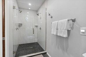 Hair dryer, towels - MINNeSTAY* Rum River Resort | In-home pool + sauna (Andover)
