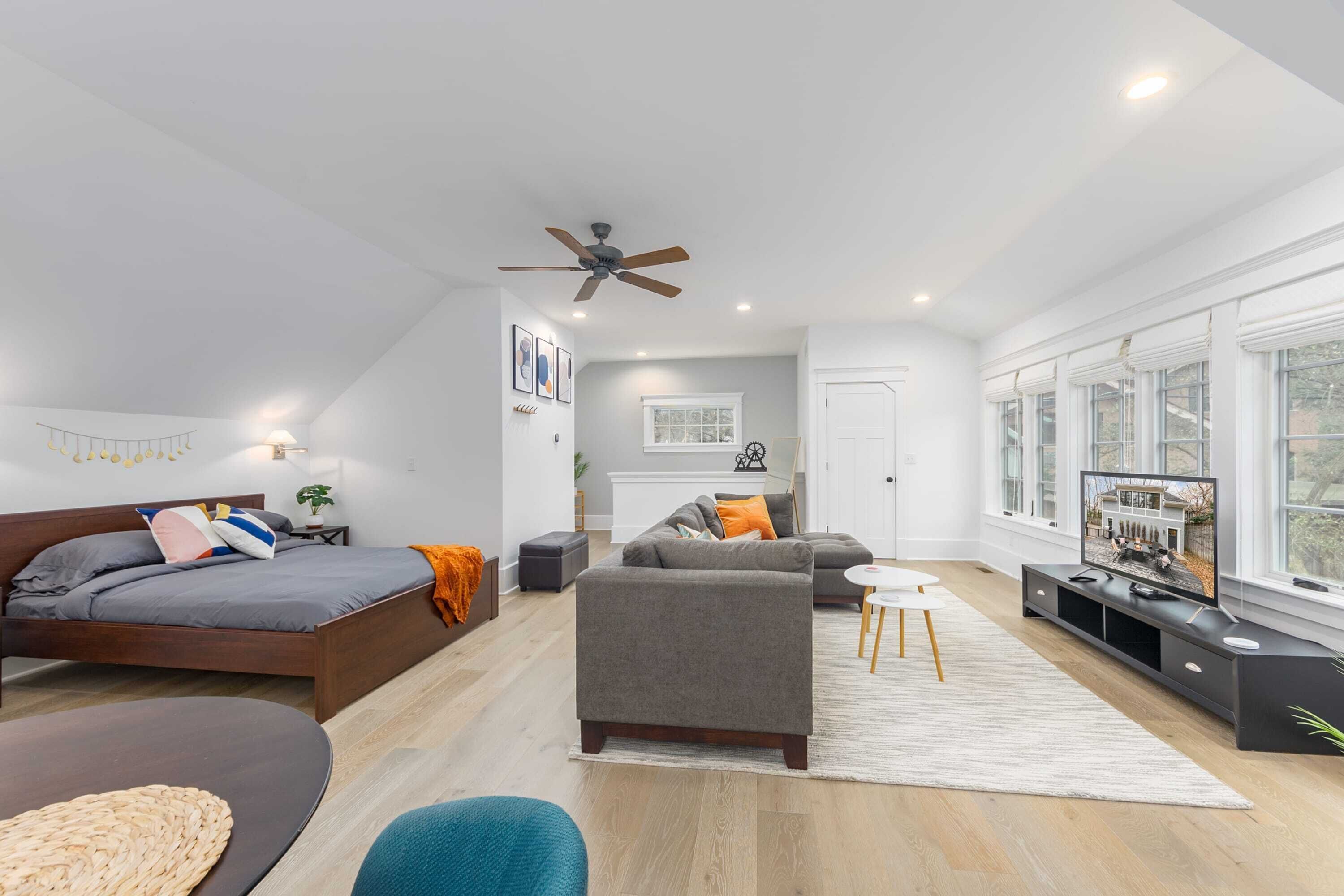 1 bedroom, desk, iron/ironing board, travel cot