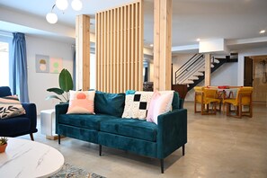 Nicht klassifiziertes Bild, 3 von 46, Schaltfläche