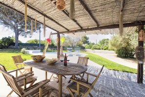 Outdoor dining - Cottage Asaje, with private pool in Alghero (Alghero)