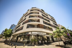 1 bedroom, free WiFi - Luxury Levontin apt near Rothschild (Tel Aviv)