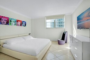 1 chambre, fer et planche à repasser, lit parapluie, Wi-Fi