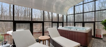 HUGE Private Deck - 5BR Modern Poconos Vacation