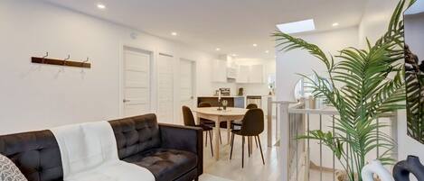 Televisión y chimenea